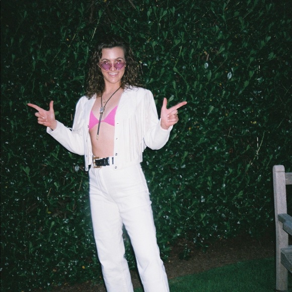 Meet your Posher, Grace - Picture 2 of 6